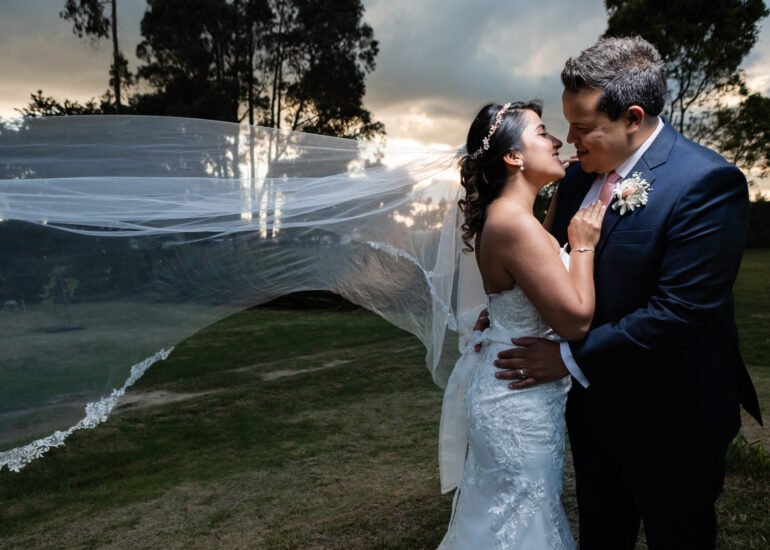Sesión Monett Weddings beso